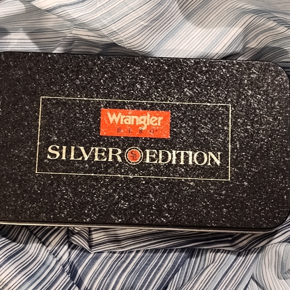 NEW!! Men's WRANGLER Wallet - Picture 6 of 6